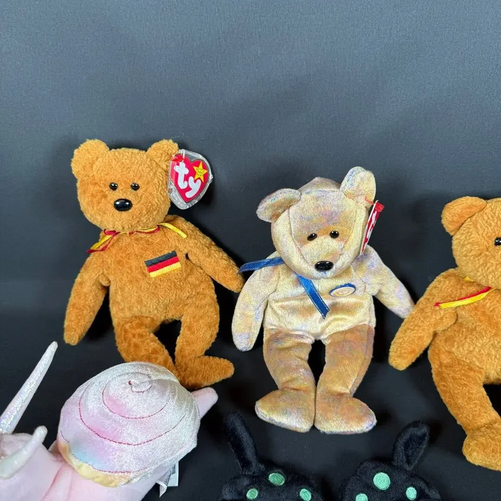 Lot of 8 Ty Beanie Babies Bears Fish Butterfly Dog Plush With Tags Retired